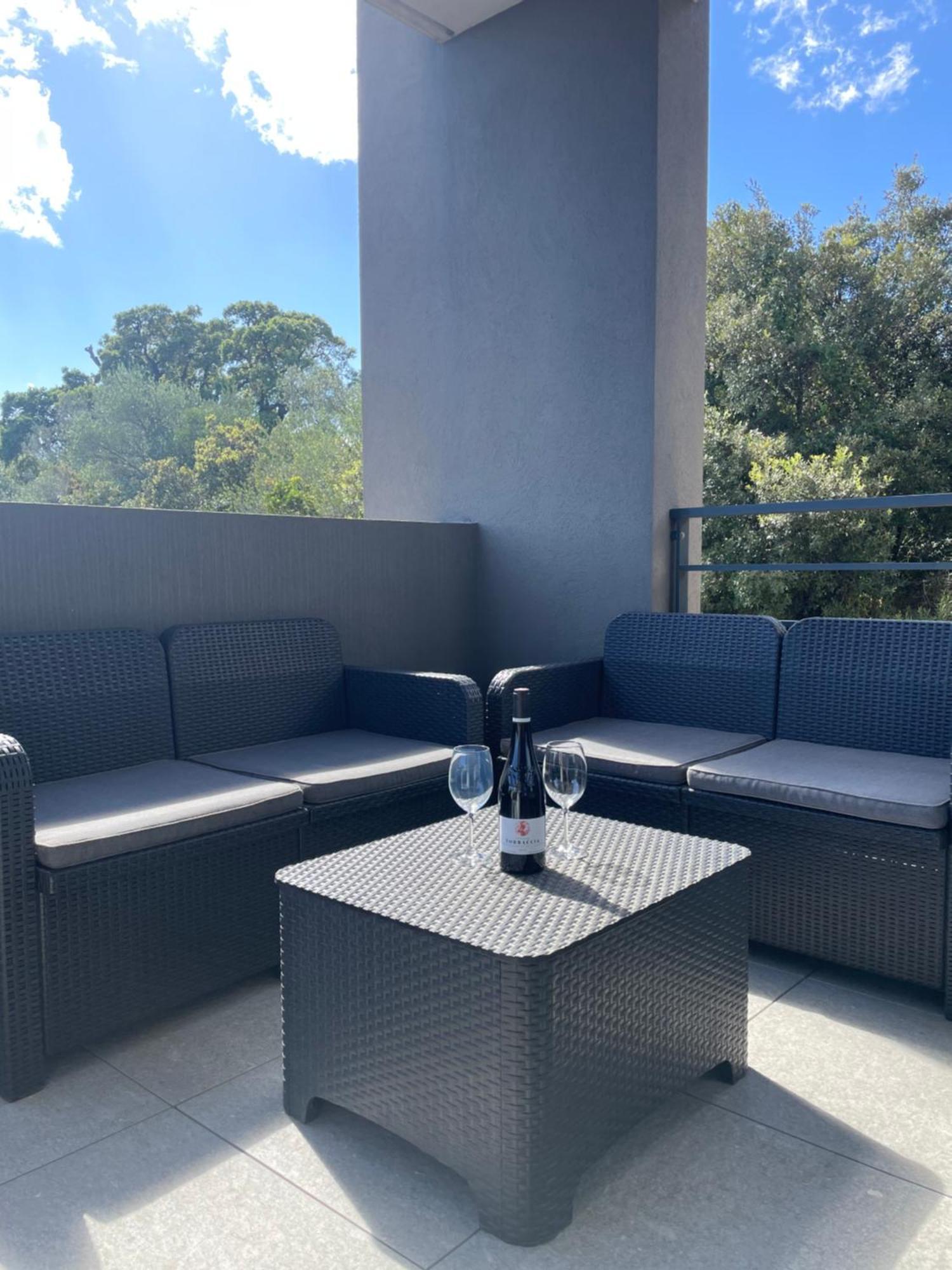 Bel Appartement Spacieux A Porto-Vecchio, 10Min A Pieds Du Centre Ville Exteriér fotografie